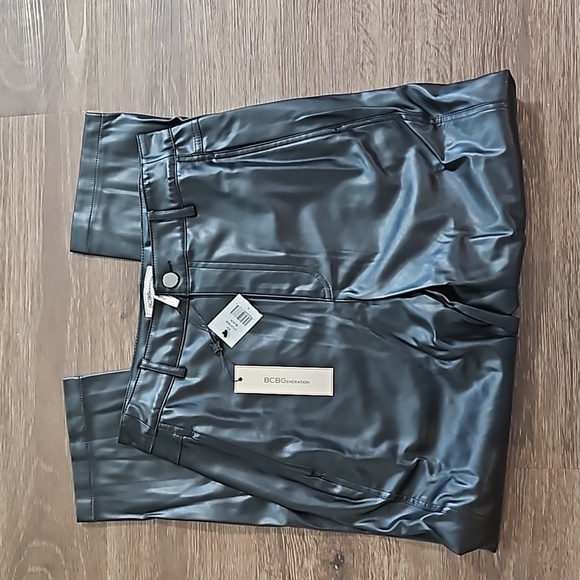 BCBGENERATION High-Rise Straight-Leg Faux Leather Black Pants - Picture 6 of 10